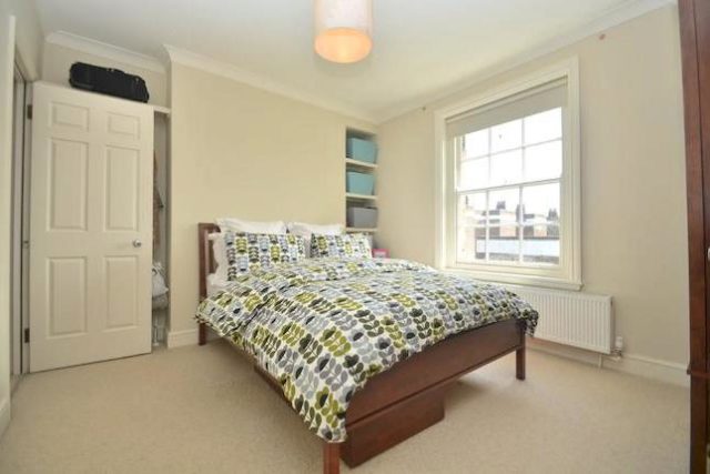  Image of 1 Bedroom Flat for sale at Dartmouth Row, London SE10