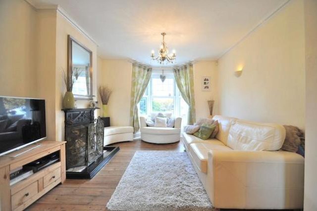  Image of 3 Bedroom Terraced for sale at Green Lane, Chislehurst BR7