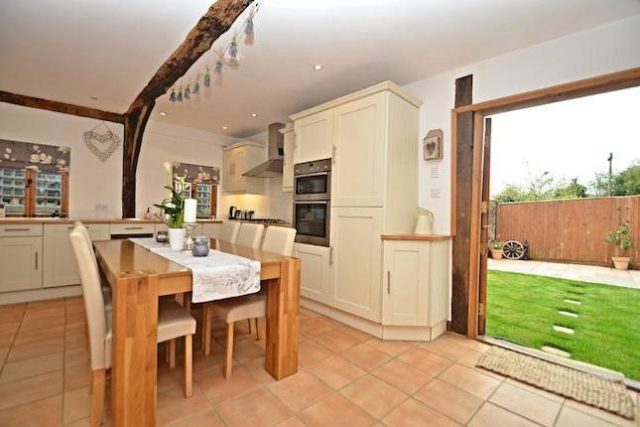  Image of 4 Bedroom Detached for sale at Loxwood Close, Orpington BR5