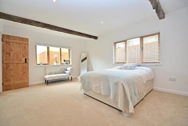  Image of 4 Bedroom Detached for sale at Loxwood Close, Orpington BR5