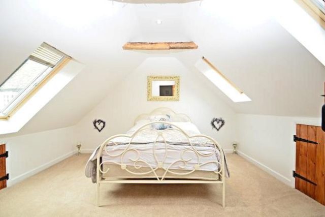 Image of 4 Bedroom Detached for sale at Loxwood Close, Orpington BR5