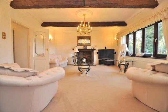 Image of 4 Bedroom Detached for sale at Stonehouse Road, Halstead, Sevenoaks TN14