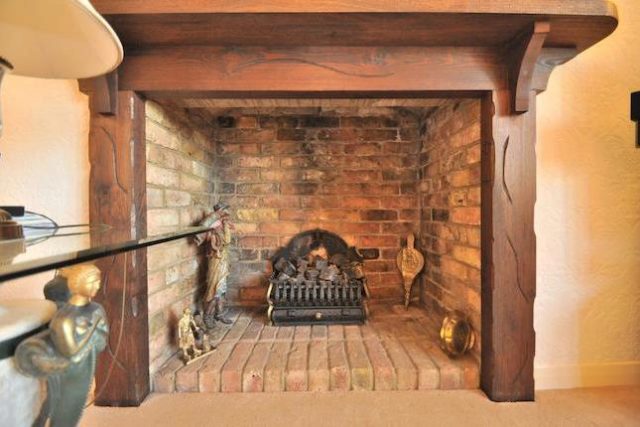  Image of 4 Bedroom Detached for sale at Stonehouse Road, Halstead, Sevenoaks TN14