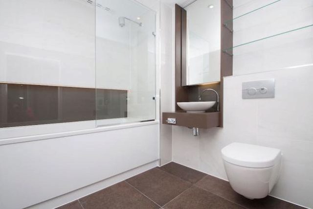  Image of 1 Bedroom Flat to rent at Chronicle Tower, 261 City Road, London EC1V
