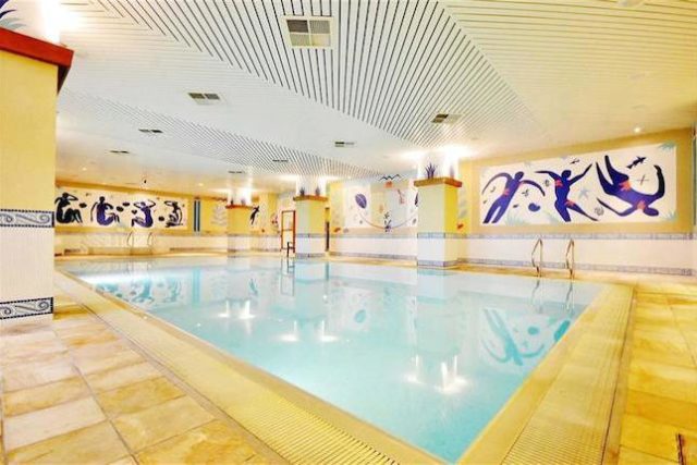  Image of 1 Bedroom Flat to rent at Whitehouse Apartments, South Bank, London SE1