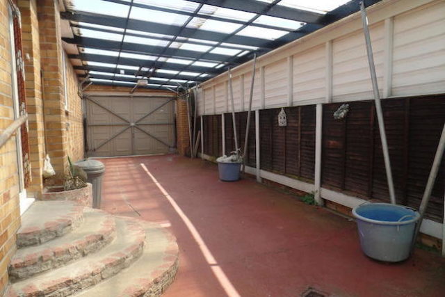  Image of 2 Bedroom Detached Bungalow for sale at Easton Way, Frinton-On-Sea CO13