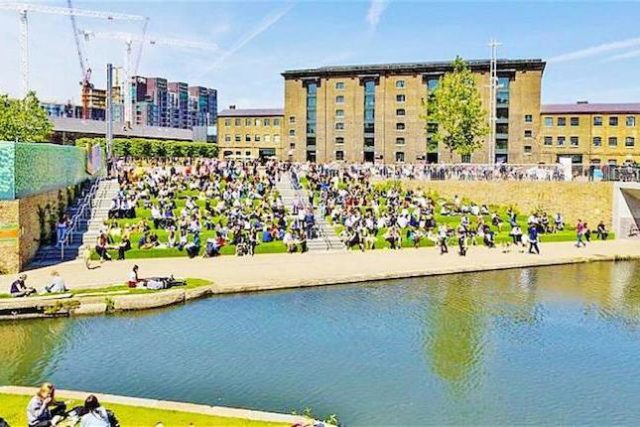  Image of 2 Bedroom Flat for sale at North One, Kings Cross, London N1