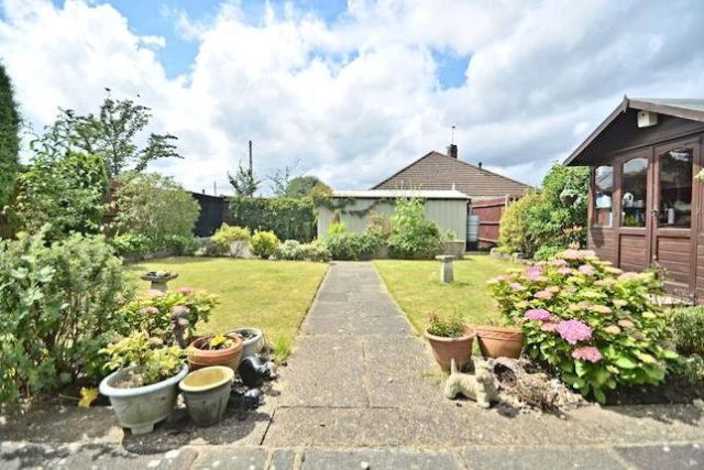  Image of 2 Bedroom Detached Bungalow for sale at Allington Road, Orpington BR6