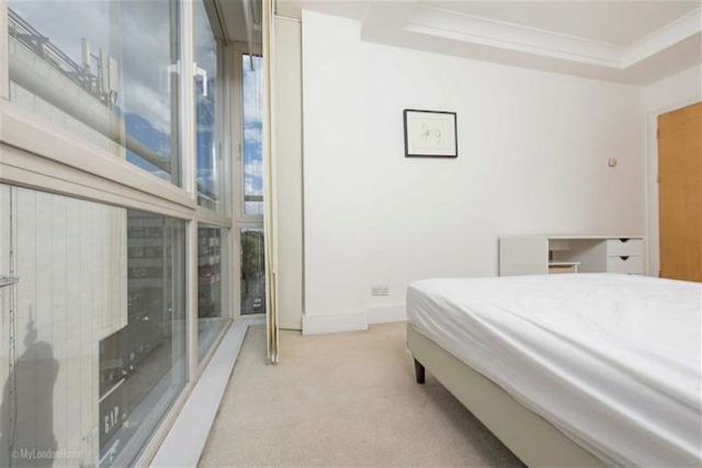  Image of 2 Bedroom Flat to rent at The Phoenix, 8 Bird Street, Bond Street, London W1U