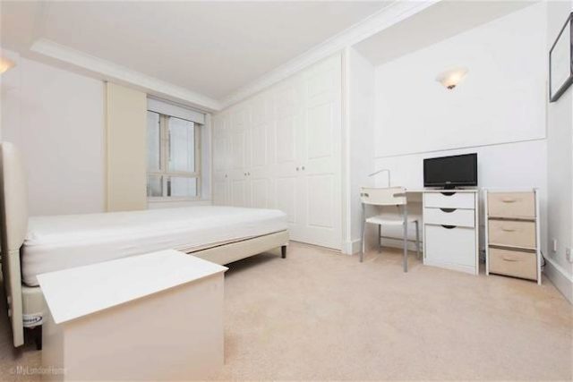  Image of 2 Bedroom Flat to rent at The Phoenix, 8 Bird Street, Bond Street, London W1U