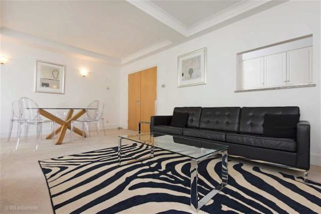  Image of 2 Bedroom Flat to rent at The Phoenix, 8 Bird Street, Bond Street, London W1U