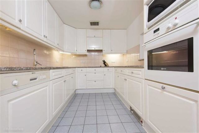  Image of 2 Bedroom Flat to rent at The Phoenix, 8 Bird Street, Bond Street, London W1U