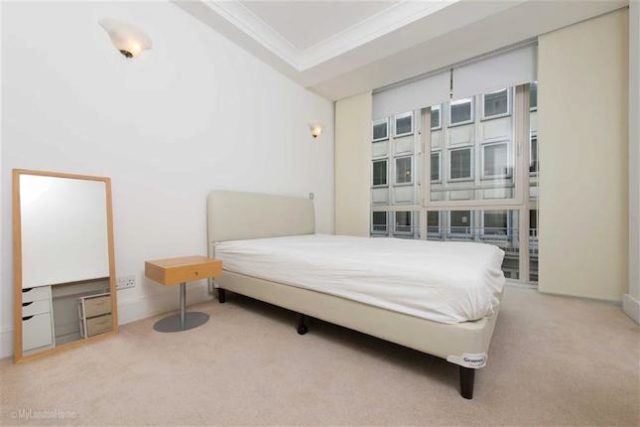  Image of 2 Bedroom Flat to rent at The Phoenix, 8 Bird Street, Bond Street, London W1U