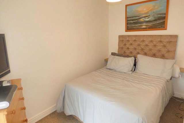  Image of 2 Bedroom Terraced for sale at Clydach Road, Blaenclydach, Tonypandy CF40