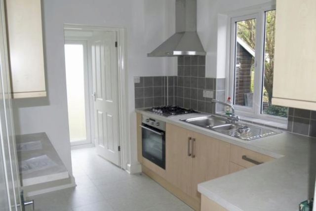  Image of 3 Bedroom Detached to rent at Belfield Road, West Ewell, Epsom KT19