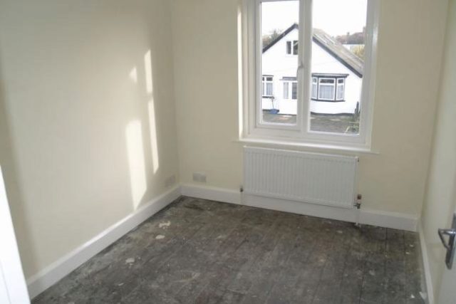  Image of 3 Bedroom Detached to rent at Belfield Road, West Ewell, Epsom KT19