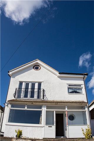 Image of   house front 