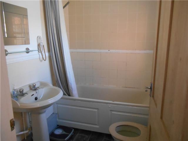  Image of 2 Bedroom Cottage to rent at Bailey Road, Westcott, Dorking, RH4
