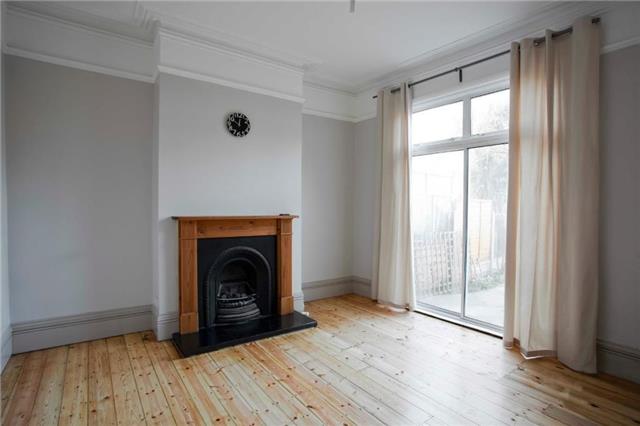  Image of 4 Bedroom Terraced  To Rent at Aldborough Road South, Seven Kings, Ilford, IG3