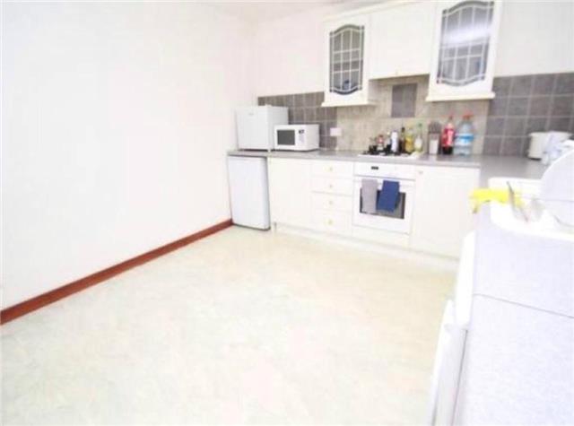  Image of Terraced  To Rent at Howards Road, London, E13