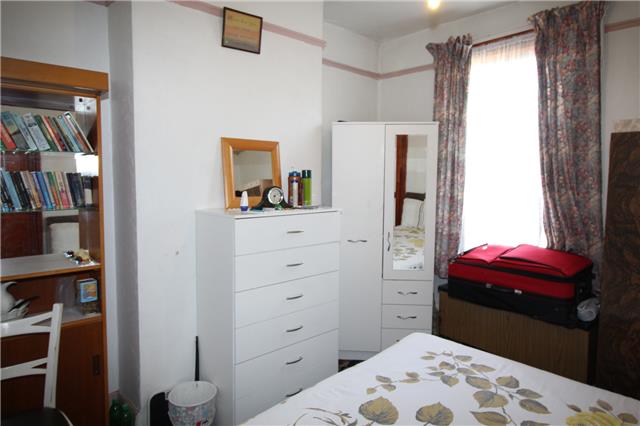  Image of 3 Bedroom Terraced  For Sale at St. Johns Road, London, SE20