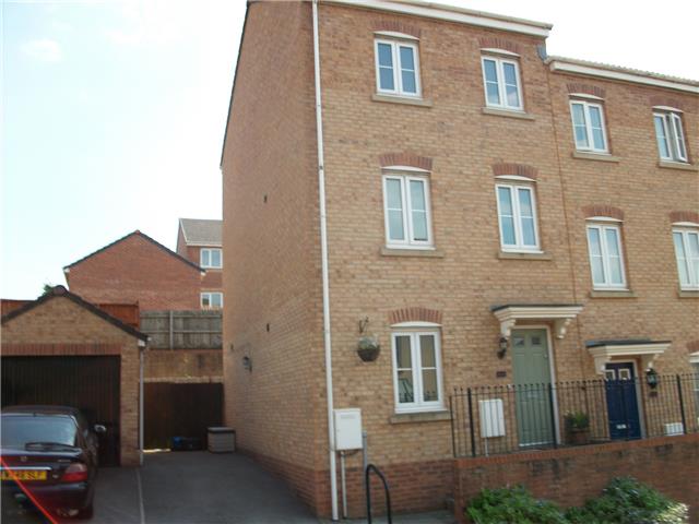  Image of 4 Bedroom Semi-Detached  For Sale at Kingfisher Way, North Cornelly, Bridgend, CF33
