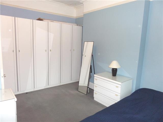  Image of 1 Bedroom Flat  To Rent at Florence Road, London, W5