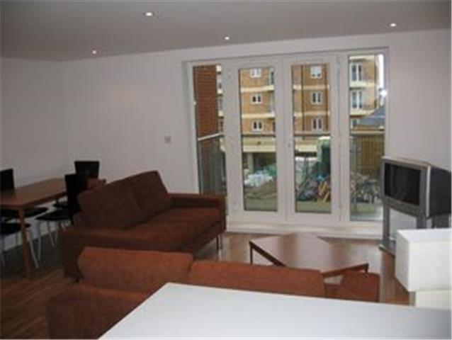  Image of 2 Bedroom Apartment  To Rent at Branagh Court, Reading, RG30
