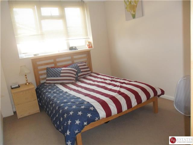  Image of 1 Bedroom Room  To Rent at Prince of Wales Avenue, Reading, RG30