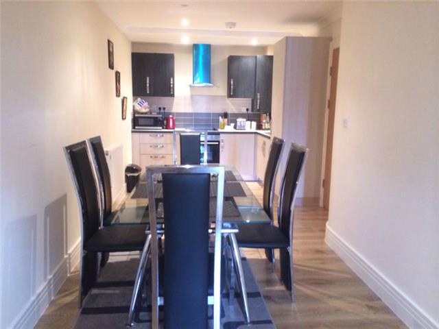  Image of 2 Bedroom Apartment  To Rent at Commercial Road