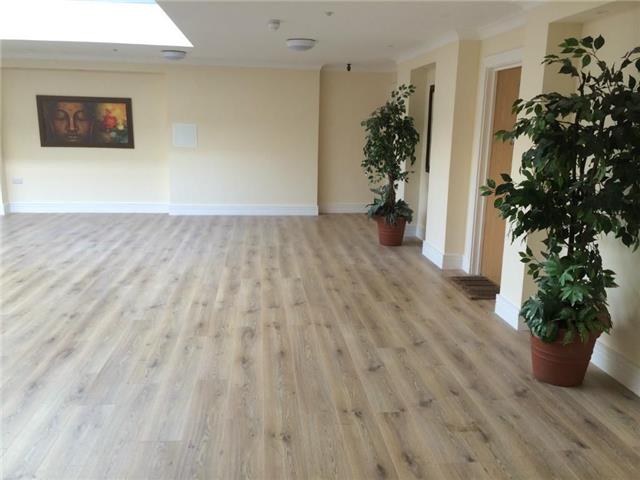  Image of 2 Bedroom Apartment  To Rent at Commercial Road
