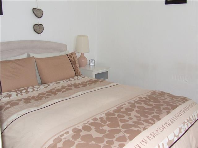  Image of 2 Bedroom Flat  To Rent at George Hill, Ffairfach, Llandeilo, SA19
