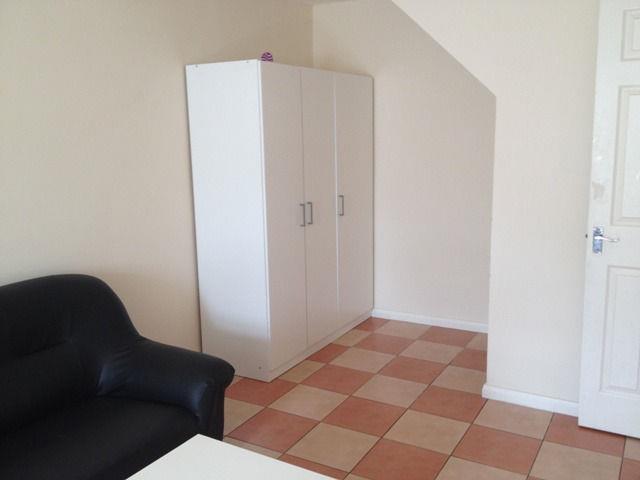  Image of Studio  To Rent at Pond Road, London, E15