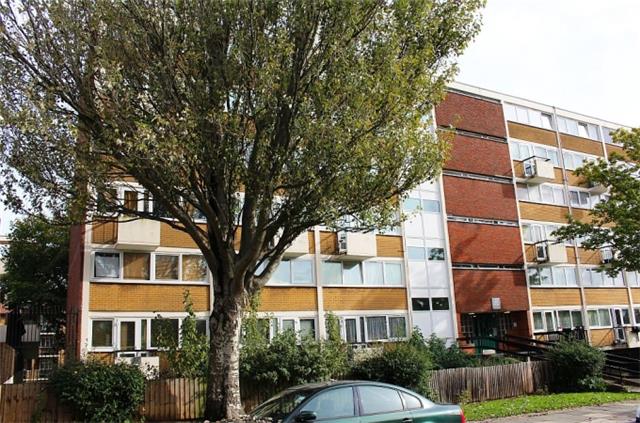  Image of 1 Bedroom Flat for sale at Boyton Road, London, N8