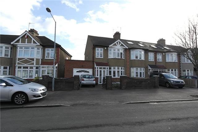  Image of 2 Bedroom End of Terrace for sale at Rose Glen, Romford, RM7