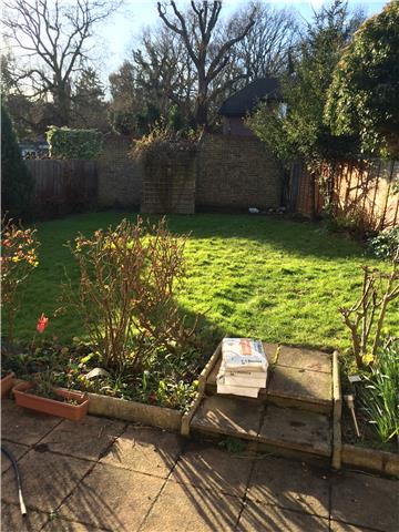  Image of 4 Bedroom Detached to rent at Draven Close, Hayes, Bromley, BR2