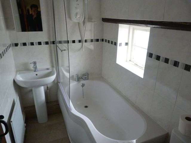  Image of 3 Bedroom Detached to rent at Knighton-on-Teme Tenbury Wells, WR15 8NA