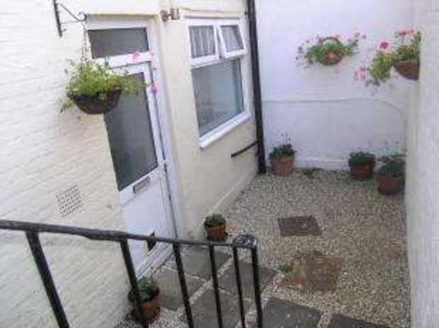  Image of 2 Bedroom Flat for sale at 22 Kent Road Southsea Portsmouth, PO5 3EU