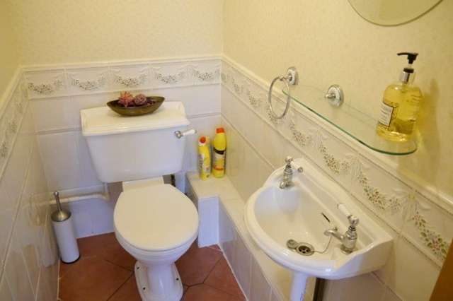  Image of 4 Bedroom Detached to rent at Holyrood Great Holm Milton Keynes, MK8 9AF