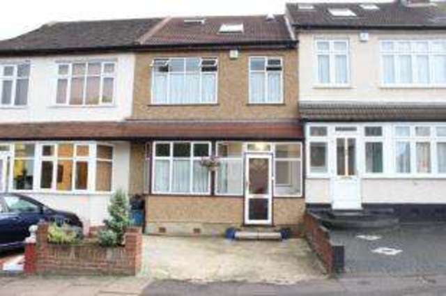  Image of 4 Bedroom Terraced for sale at Barkingside  Barkingside, IG6 1BH