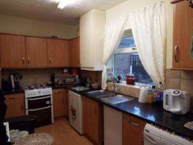  Image of 3 Bedroom Semi-Detached for sale at Warrington Cheshire Latchford, WA4 1RT