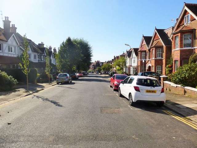  Image of 5 Bedroom Semi-Detached for sale at Hove Hove, BN3 6FP