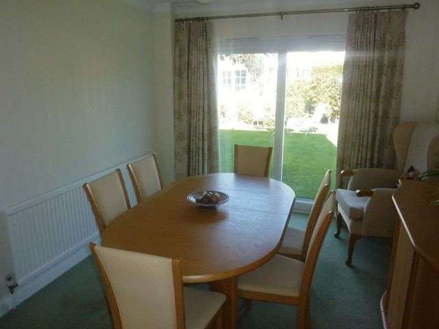  Image of 4 Bedroom Detached for sale at Bishopsteignton Shoeburyness Southend-On-Sea, SS3 8AD