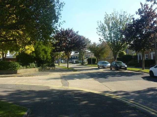  Image of 4 Bedroom Detached for sale at Bishopsteignton Shoeburyness Southend-On-Sea, SS3 8AD