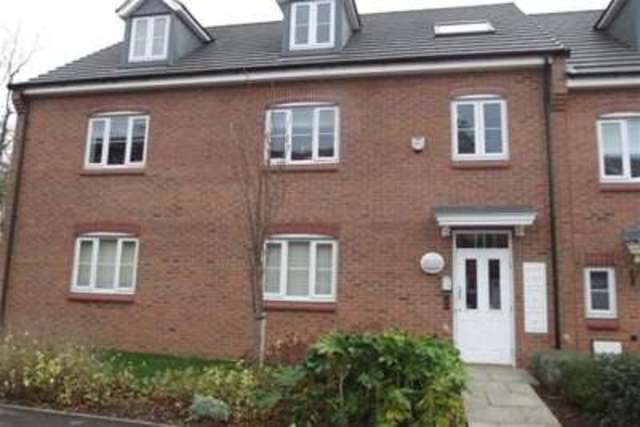  Image of 2 Bedroom Flat to rent at Nottingham, NG15 7EZ