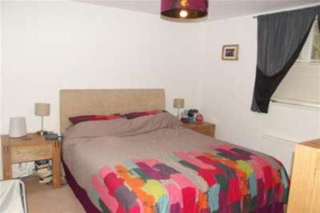  Image of 2 Bedroom Flat to rent at Nottingham, NG15 7EZ