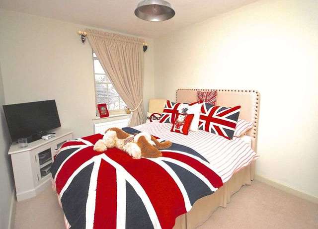  Image of 3 Bedroom Detached for sale at Station Road Castle Cary Castle Cary, BA7 7BX