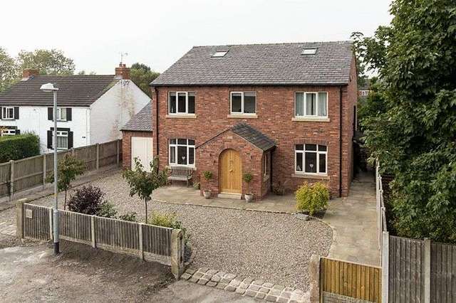 Image of 6 Bedroom Detached for sale at Chapel Road Hesketh Bank Preston, PR4 6RY