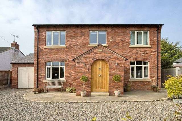  Image of 6 Bedroom Detached for sale at Chapel Road Hesketh Bank Preston, PR4 6RY