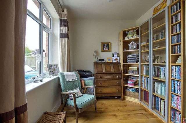  Image of 6 Bedroom Detached for sale at Chapel Road Hesketh Bank Preston, PR4 6RY